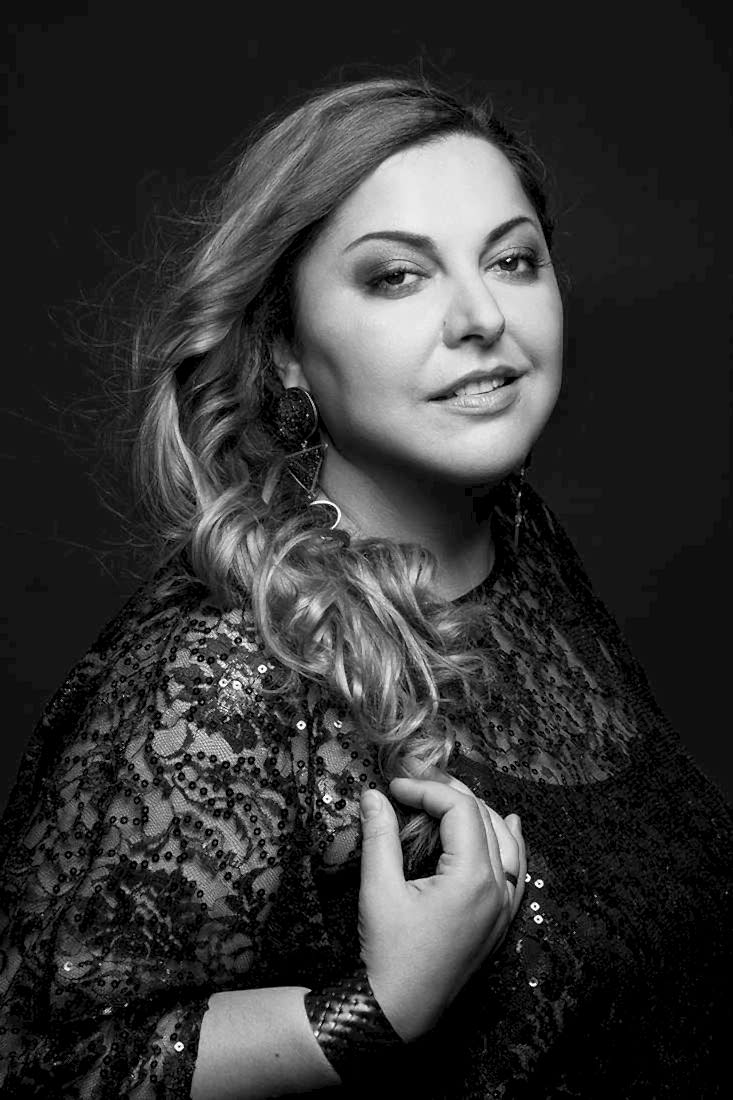 Урумидис Таис Урумидис Таис